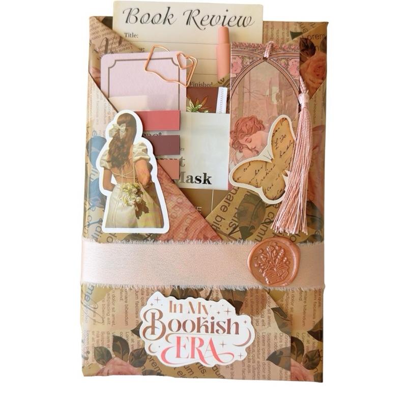 Hardcover - Blind Date With A Book